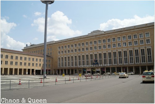 Tempelhof 9